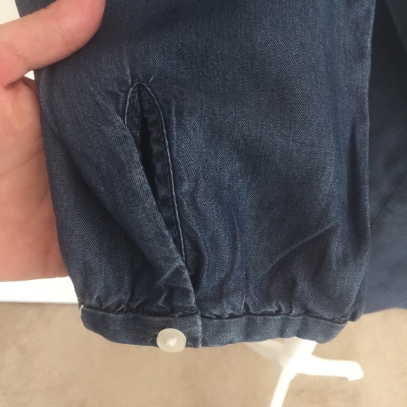 5/$25! Ann Taylor NWT top size 4 - Picture 4 of 8